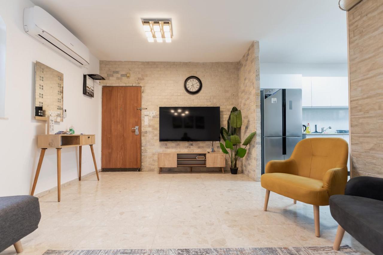 Aristo Machne Yehuda Boutique Apartments Jerusalem Exterior photo