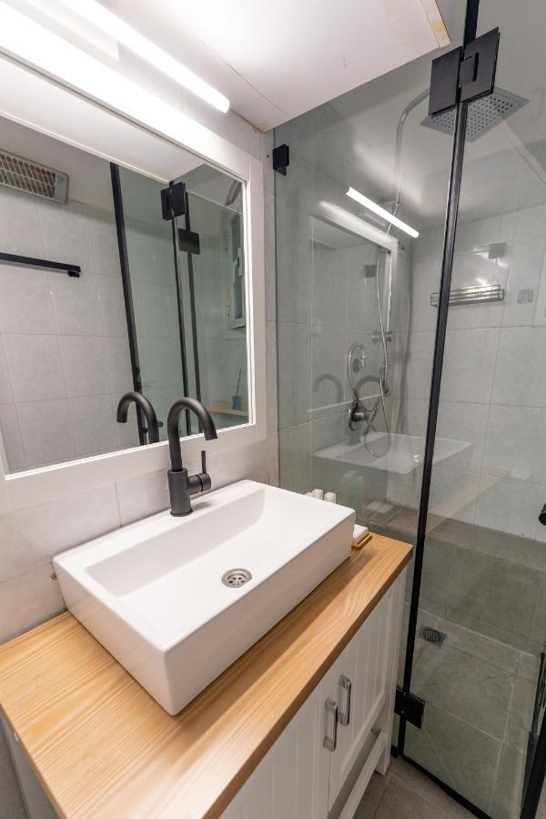 Aristo Machne Yehuda Boutique Apartments Jerusalem Exterior photo