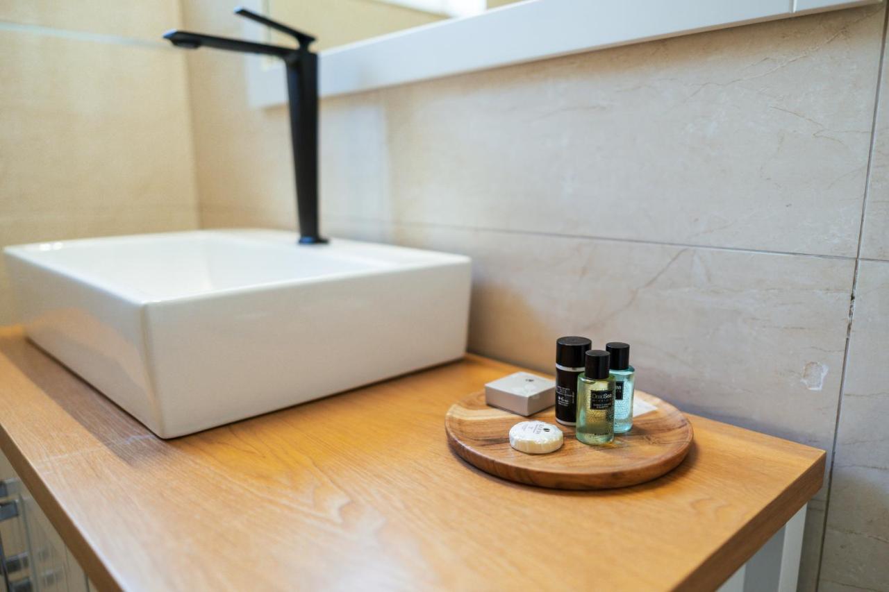 Aristo Machne Yehuda Boutique Apartments Jerusalem Exterior photo