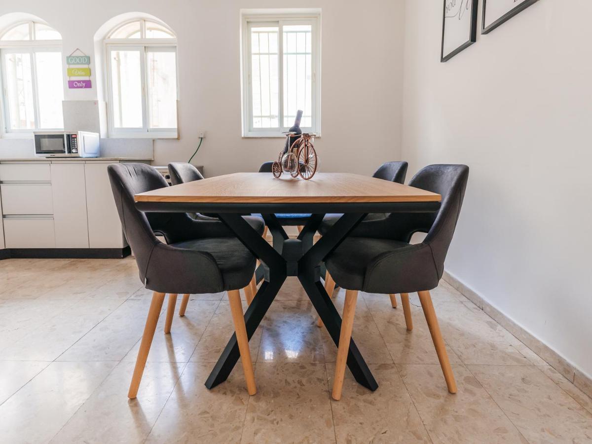 Aristo Machne Yehuda Boutique Apartments Jerusalem Exterior photo
