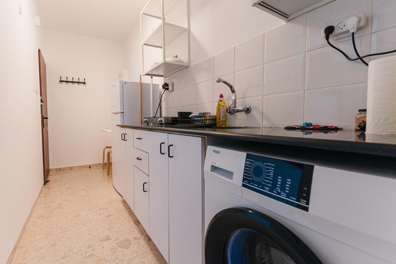Aristo Machne Yehuda Boutique Apartments Jerusalem Exterior photo