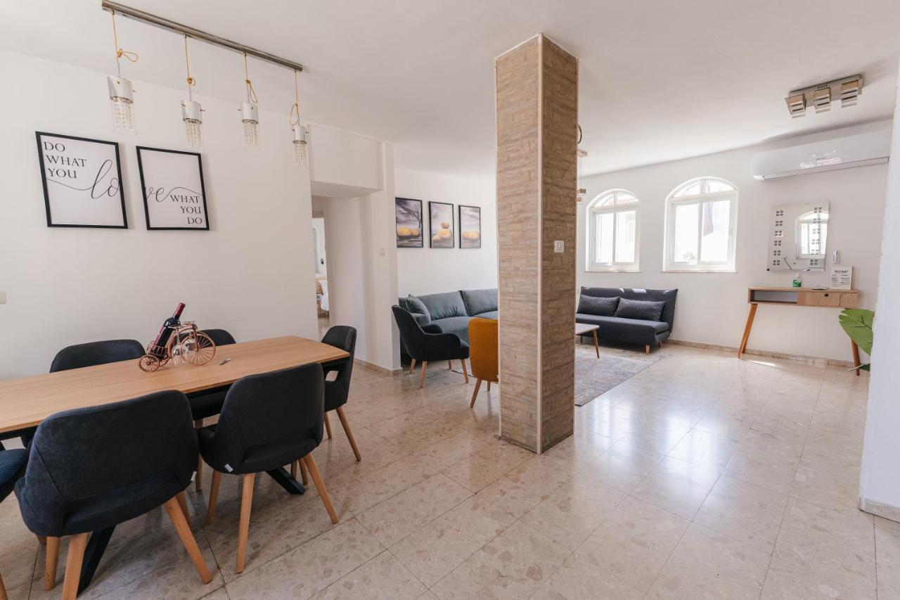 Aristo Machne Yehuda Boutique Apartments Jerusalem Exterior photo